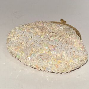 1167 Vintage 60s Beaded Clutch Coin Purse Hong Kong White Sequins